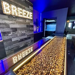 Breeze - Luxury Group - Sleeps 19 , Blackpool United Kingdom